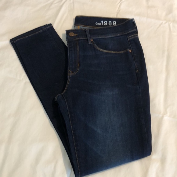 NWOT Gap Legging Jeans - Picture 3 of 4